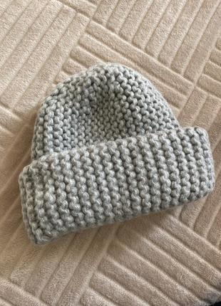 Стильная шапка шапочка объемной вязки в стиле zara