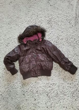 Короткая демисезонная куртка, демисезонная курточка. на 5-6 лет