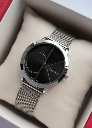 Сріблястий наручний годинник для жінок з чорним циферблатом, п...