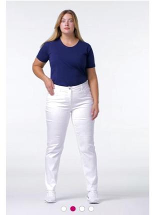 Білосніжні джинси clinic dress 54-56 розмір