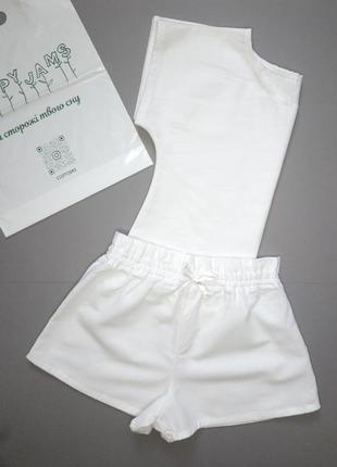 Байковая женская пижама белая без рисунков футболка шорты