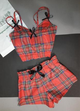 Бавовняна жіноча піжама в шотландську клітинку майка шорти