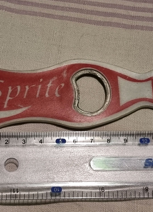 Открывашка "Sprite" металлическая в форме бутылки от кока-колы 90