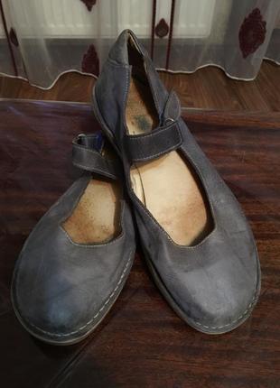 Кожаные туфли размер 40-41