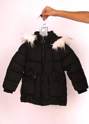 Зимняя детская куртка на синтепоне с мехом черная