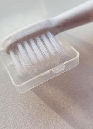 Электрическая зубная щётка новая, с насадками