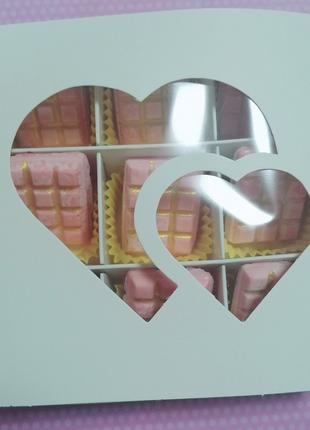 Шоколадні цукерки з полуницею, ручна робота (54гр) в коробці, SNA