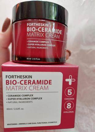 Крем с керамидами для лица
fortheskin bio ceramide matrix cream