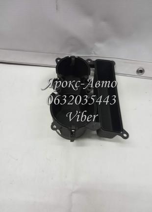 Подстаканник 13-16 AUDI S5 Center Console Cup Holder 000004870