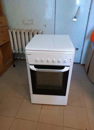 Електрична плита Beko CS 58100