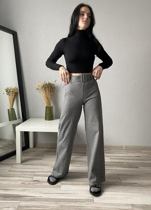 Цупкі штани брюки класичні кльош прямі сірі жіночі із поясом