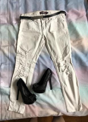 Білі рвані джинси slim