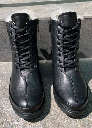 Ботинки женские кожаные черные