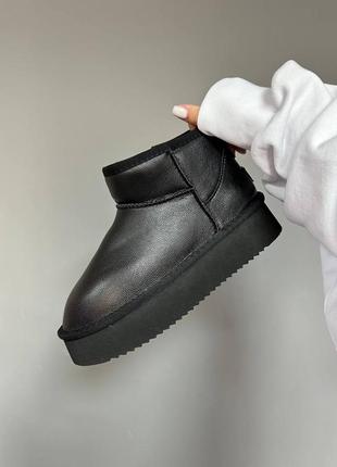 Ugg ultra mini platform black leather