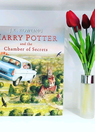 Книга Harry Potter and The Chamber of Secrets (Illustrated Editio