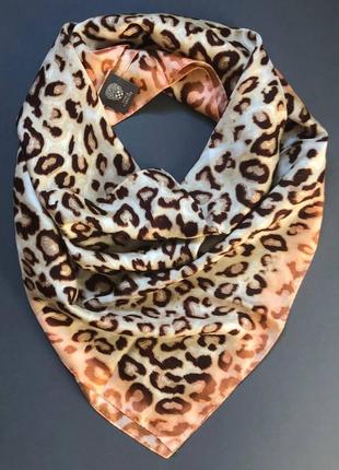 Жіночий шарф vince camuto seeing sports leopard print silk scarf