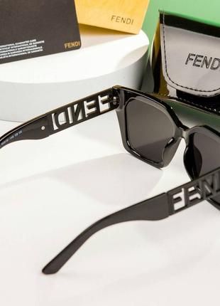 Фенди-очки чёрные крупные оверсайз с чехлом