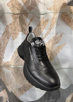 Черные женские кроссовки ls-309/чк