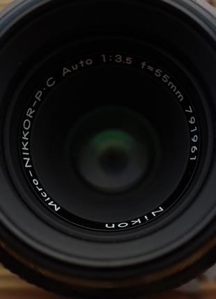 Макро объектив nikkor 55mm micro f3.5 nikon macro c крышками