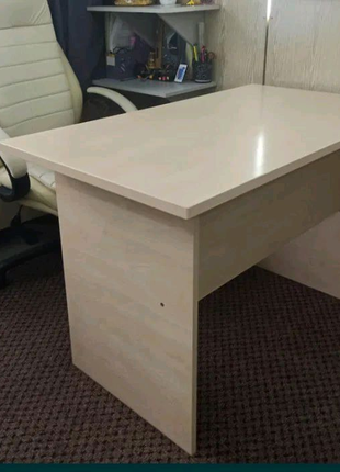 Офісні меблі, комп'ютерні столи