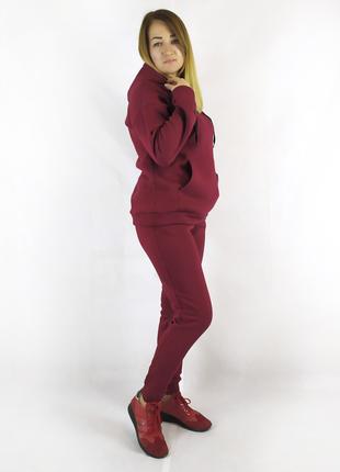 Теплый женский спортивный костюм бордового цвета с капюшоном X...