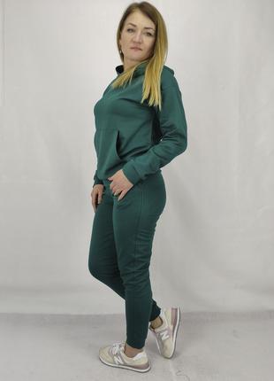 Женский спортивный костюм весна лето с капюшоном в зеленом цве...