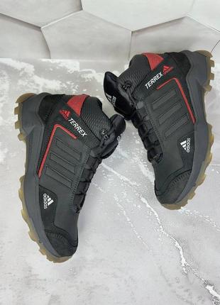 Мужские ботинки adidas
модель: a3 ч/кр

верх выполнен из высок...