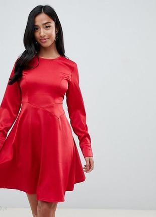 Платье красное шикарное y.a.s