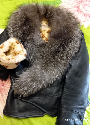 Кожаная куртка с натуральным мехом
