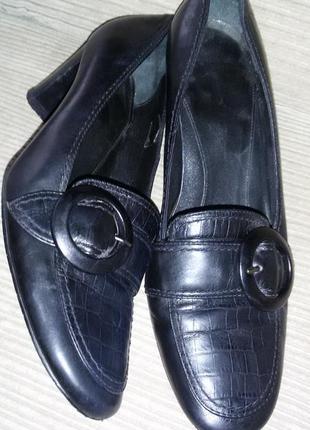 Отличные кожаные туфли lloyd размер 39 (25.5см)