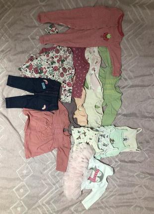 Пакет одежды на девочку 3-6 месяцев