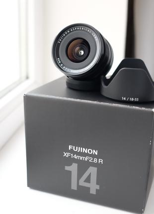 Об'єктив Fujifilm XF 14mm f/2.8 R