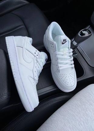 Nike Dunk Low White