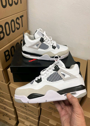 Nike Jordan 4