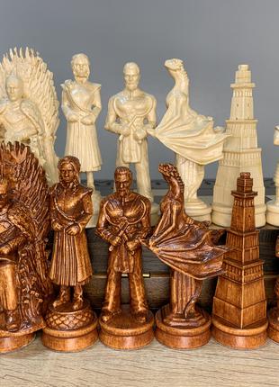 Набор шахматных фигур "Игра Престолов" из древесины клена