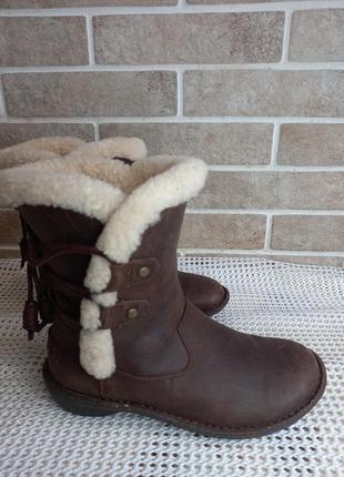 Кожанные сапожки ugg оригиналы 37р