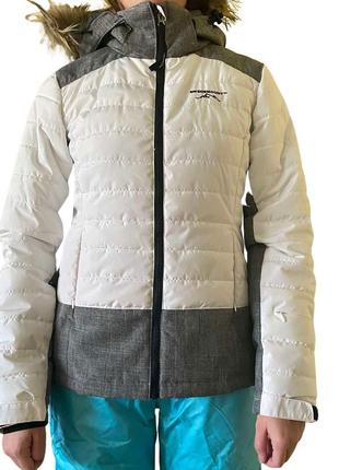 Спортивна куртка р.44 swedenmount