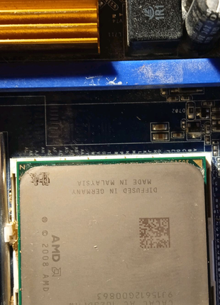 Процесор  AMD phenom II x4 945