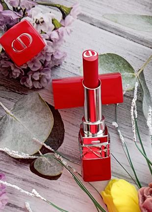Помада для губ с цветочным маслом Christian Dior Rouge Dior Ultra