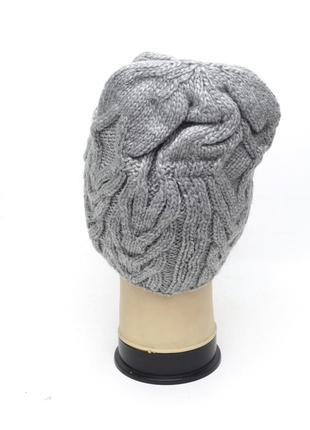 Женская вязаная зимняя шапка на флисе арт.44 серый