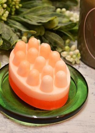 Массажное мыло с маслом виноградных косточек ручной работы