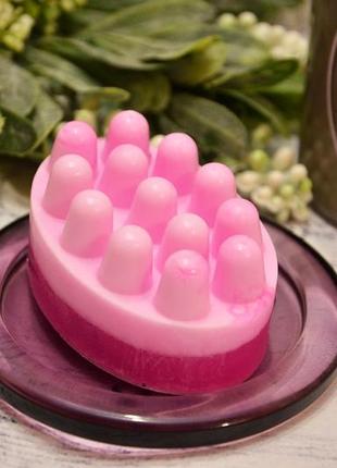 Массажное мыло с маслом виноградных косточек ручной работы