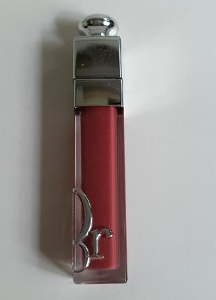 Блеск для губ для увеличения объема dior addict lip maximizer.