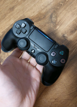 Геимпад Sony Playstation DualShok 4 V2  Jet Black
