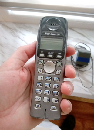Радіотелефон Panasonic KX-TG7207
