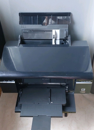 Струйный цветной принтер Epson P50
