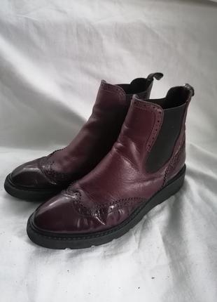 Бордовые женские кожаные ботинки челси