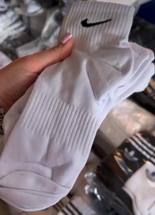 Шкарпетки найк середні. носки nike білі та чорні