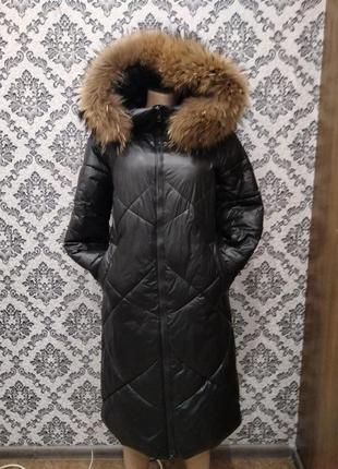 Продам зимове пальто з натуральним хутром