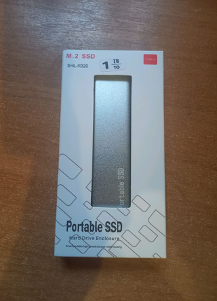 Нешний жесткий диск SSD 1 ТБ